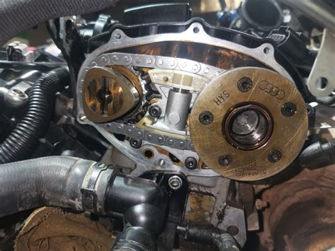 Замена цепи фазорегулятора — Volkswagen Passat B6, 2 л, 2005 года ...