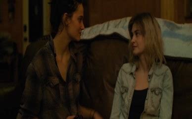 Rachel Finninger Anna Shields Lesbian Underwear Scene In Monstrous AZNude