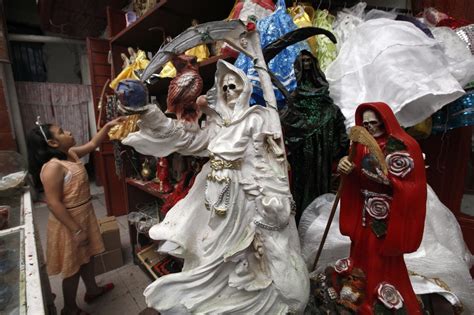 Introducir Imagen Santa Muerte Con Ni Os Thcshoanghoatham Badinh