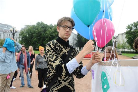 Pussy Riot Merginas Palaik Ir Lietuvos Aktyvistai Galerija Vardai Min Lt
