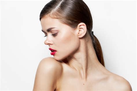 Premium Photo Beautiful Woman Naked Shoulders Clear Skin Red Lipstick