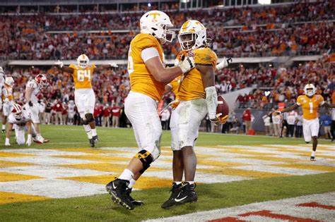 Tennessee football: Vols 10 greatest seasons without top 25 finish