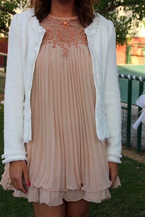 Nude Dress Nude Co Vestido Adornado Vestido Nude Atuendo