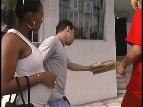 La Embarazada Ibeth Chupa Pollas A Dos Hombres Con Mucho Cari O Xvideos