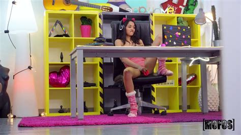 Latina Porn Streamer Sucks A Guy S Cock With Camera Off