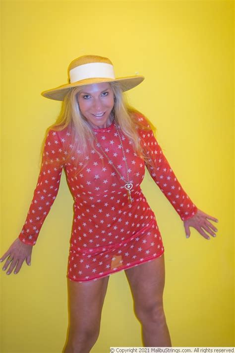 MalibuStrings Bikini Competition Stacie Gallery 1