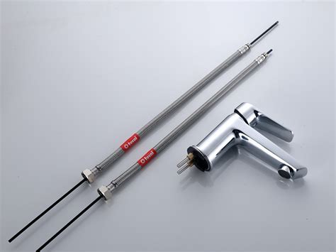 China 35mm Cartridge DZR Brass Basin Mixer Hot And Cold Faucet Manufacturer And Factory Ehoo