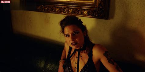 Naked Svenja Jung In Beat