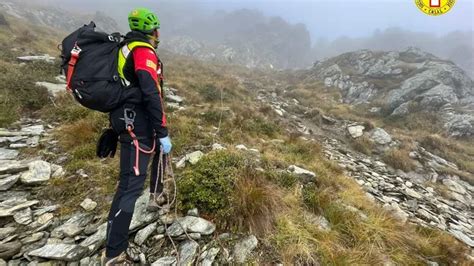 Nel Torinese Dramma In Montagna Escursionista Colpito Da Una Scarica