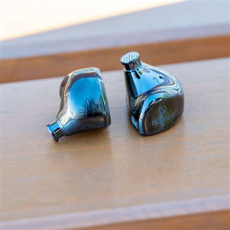 (Chi-fi IEM Review) TANGZU x HBB Wu Heyday Edition: Zetian Wu with ...