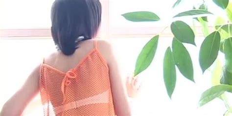 Innocent Japanese Chic Noriko Kijima Poses Sultry In Bikini Tnaflix