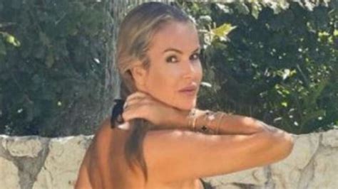 Amanda Holdens Sexual Bikini Snap Ignites Debate About Bikinis After Being Told Shes Too