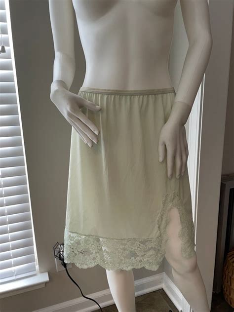 Vintage Slip Lingerie Vanity Fair Slip Skirt 1950s Mint Green Etsy