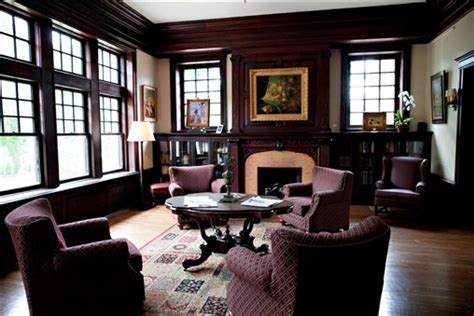 Mansions on Fifth Hotel Reviews & Prices | U.S. News