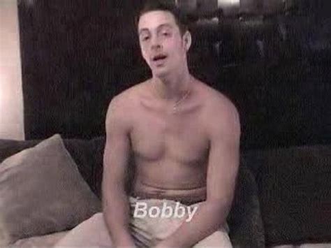 Str8 Seducido Bobby XVIDEOS