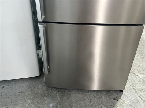 Second Hand Westinghouse Wbe5314sa 536l Stainless Steel Bottom Mount