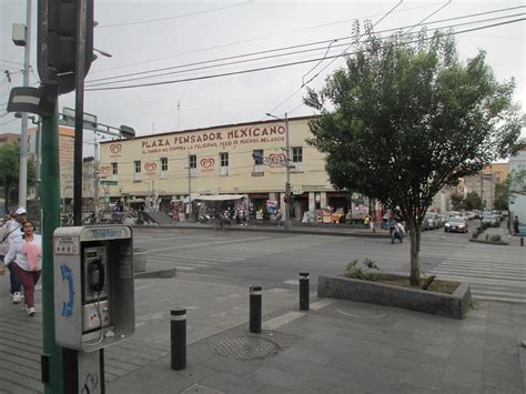 Mexico City Plaza Pensador Mexicano On The Eje Central L Flickr