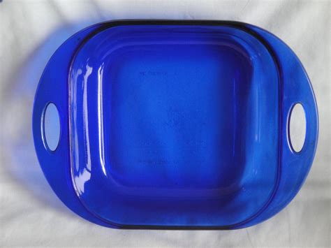 Anchor Hocking Cobalt Blue Baking Dish 8 X 8 2 Qt 20 X 20 Cm Etsy Baked Dishes Cobalt Blue