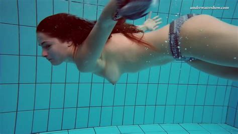 Big Tits Teenie Liza Bubarek Swimming Naked In The Pool By Under Water Show XHamster