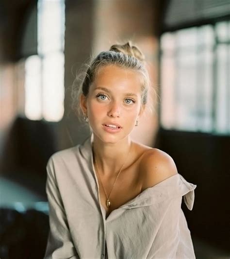 Margarida Corceiro Hairstyles For Thin Hair Blonde Model Womens Hairstyles