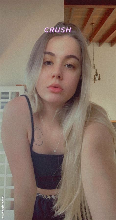 Roberta Pfaff Nude OnlyFans Leaks Fappening FappeningBook