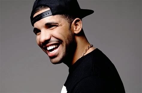 Web Rádio Monster Pop Drake iguala recorde dos Beatles no Hot 100