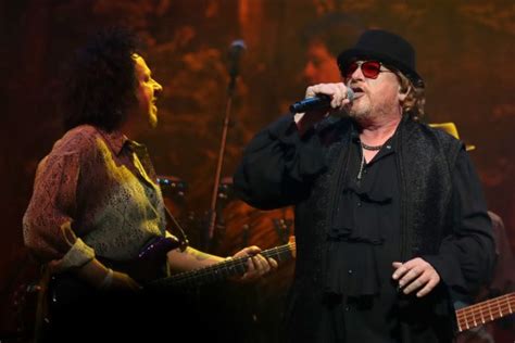Toto Christopher Cross And Men At Work Bring Concert Tour To Concord