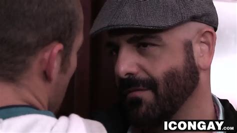 Sexy Stepdad Adam Russo Wants To Fuck Cute Twink Derek Reed