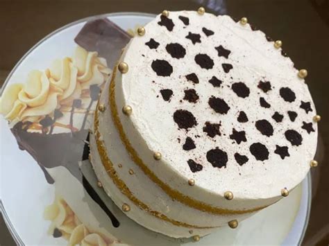 Vanilla Naked Cake Sweet Dreamy