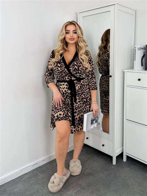 Домашній комплект plus size з халатом та пеньюаром Animal prints ...