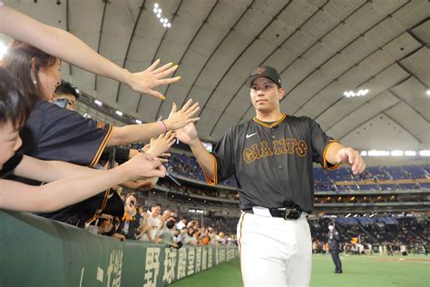 【巨人】延長12回、サヨナラ打の大城卓三「無我夢中だったので、いい結果になってよかった」お立ち台 スポーツ報知