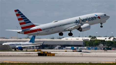 U.S. Fines American Airlines $4.1 Million for Lengthy Tarmac Delays