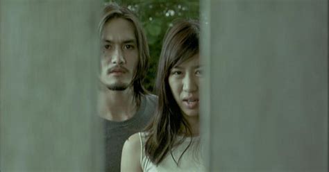 The Hands Down Scariest Horror Movies On Netflix Right Now