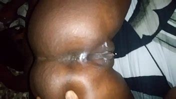 Golpeando a shay desde el coño cremoso trasero XVIDEOS