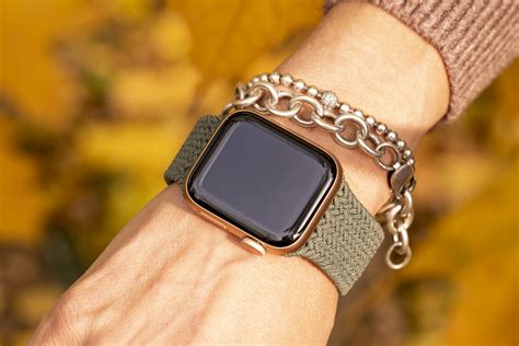 Какие часы Apple Watch лучше для девушки - обзор и рейтинг Тарифкин.ру