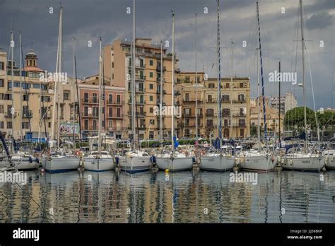 Palermo Harbour Sicily Hi Res Stock Photography And Images Alamy