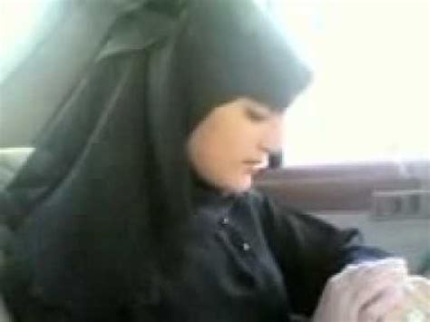 Kiss And Fuck In Car YouTube