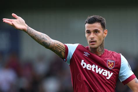 Hammers could lose £10 million on Scamacca - West Ham News