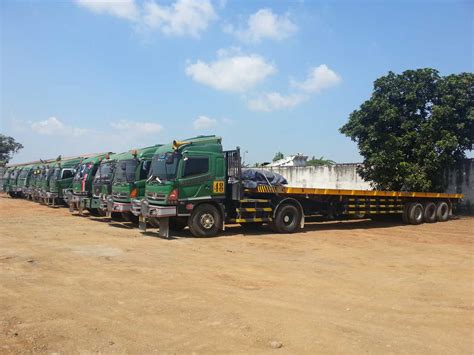 Truk Trailer Panjang Homecare24