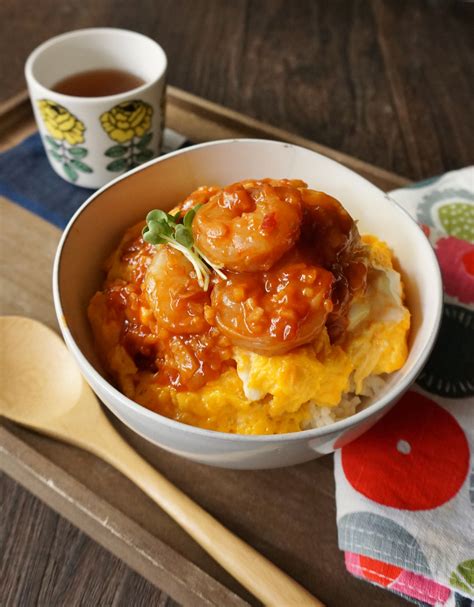 ふわとろ卵のエビチリ丼 レシピサイトnadia