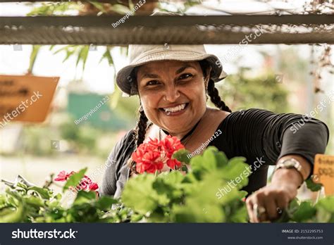 Woman Botanical: Over 133,660 Royalty-Free Licensable Stock Photos ...