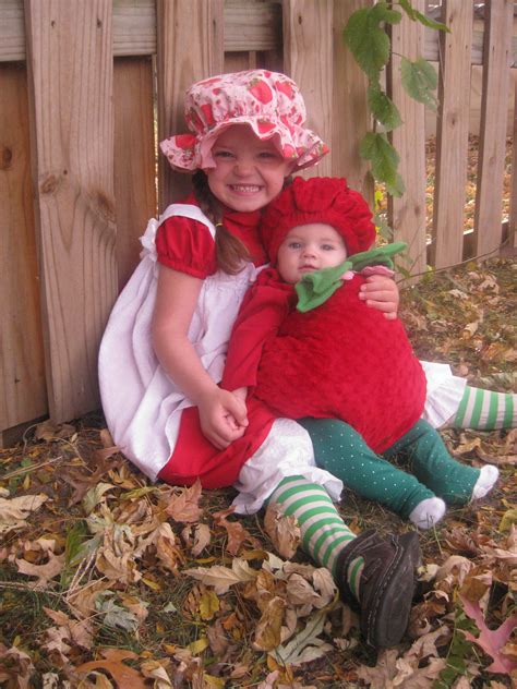 Strawberry Shortcake And Her Baby Strawberry Halloween