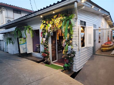 รูป ร้านแม่น้ำ ร้านแม่น้ำ ปทุมธานี