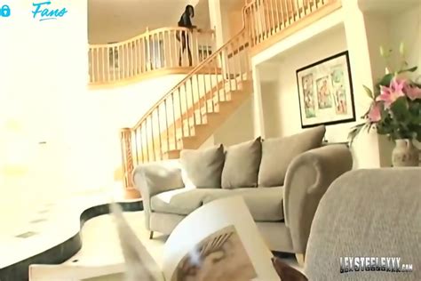 Juicy Ebony Babe Kelly Starr Gets Lexington Steele S Lube And His 11 BBC