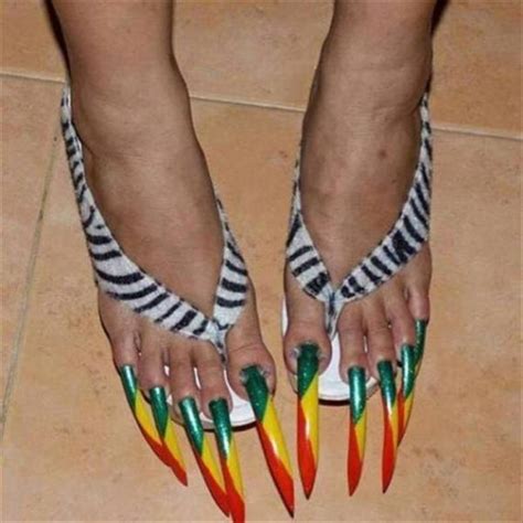 Bizarre Pedicure Klykercom