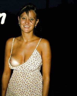 Beautiful Nipslip By Voyeur Troc Porn Pictures Xxx Photos Sex Images Pictoa