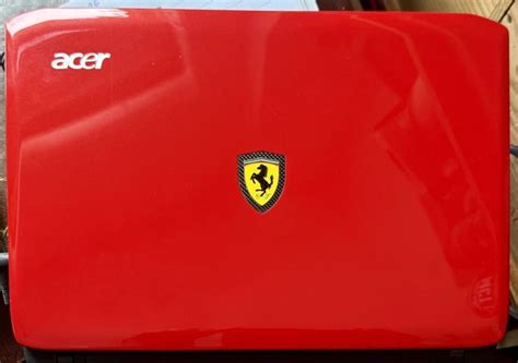 ACER FERRARI ONE 200 Laptop, 2GB RAM, Win 7, HDD, With original charger