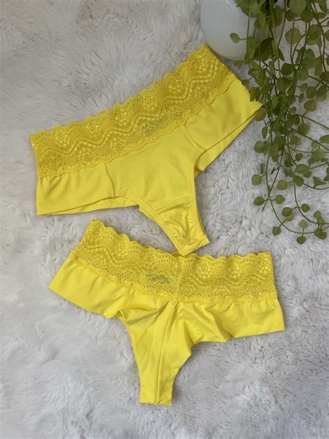 First Class Lingerie Calcinha Fio Duplo Liso Microfibra Amarelo Intenso