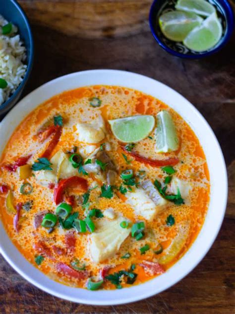 Moqueca Recipe (Brazilian Fish Stew with Coconut and Tomato)