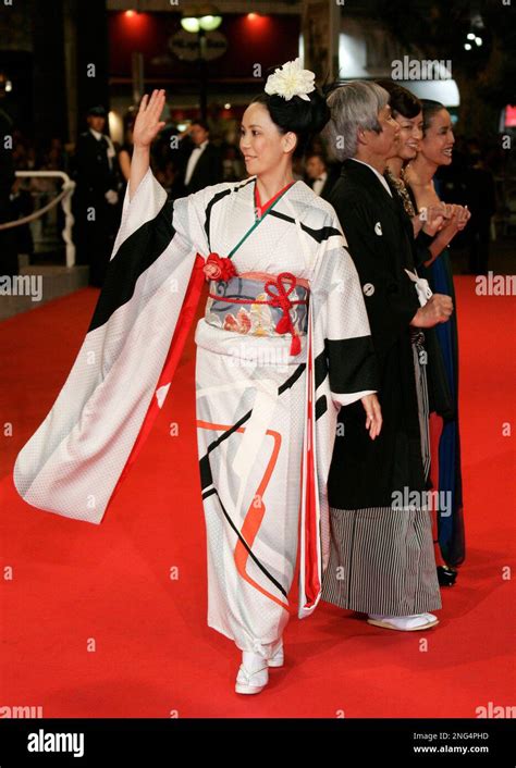 Japanese Actors Makiko Watanabe Shigeki Uda And Machiko Ono Pose For Hot Sex Picture